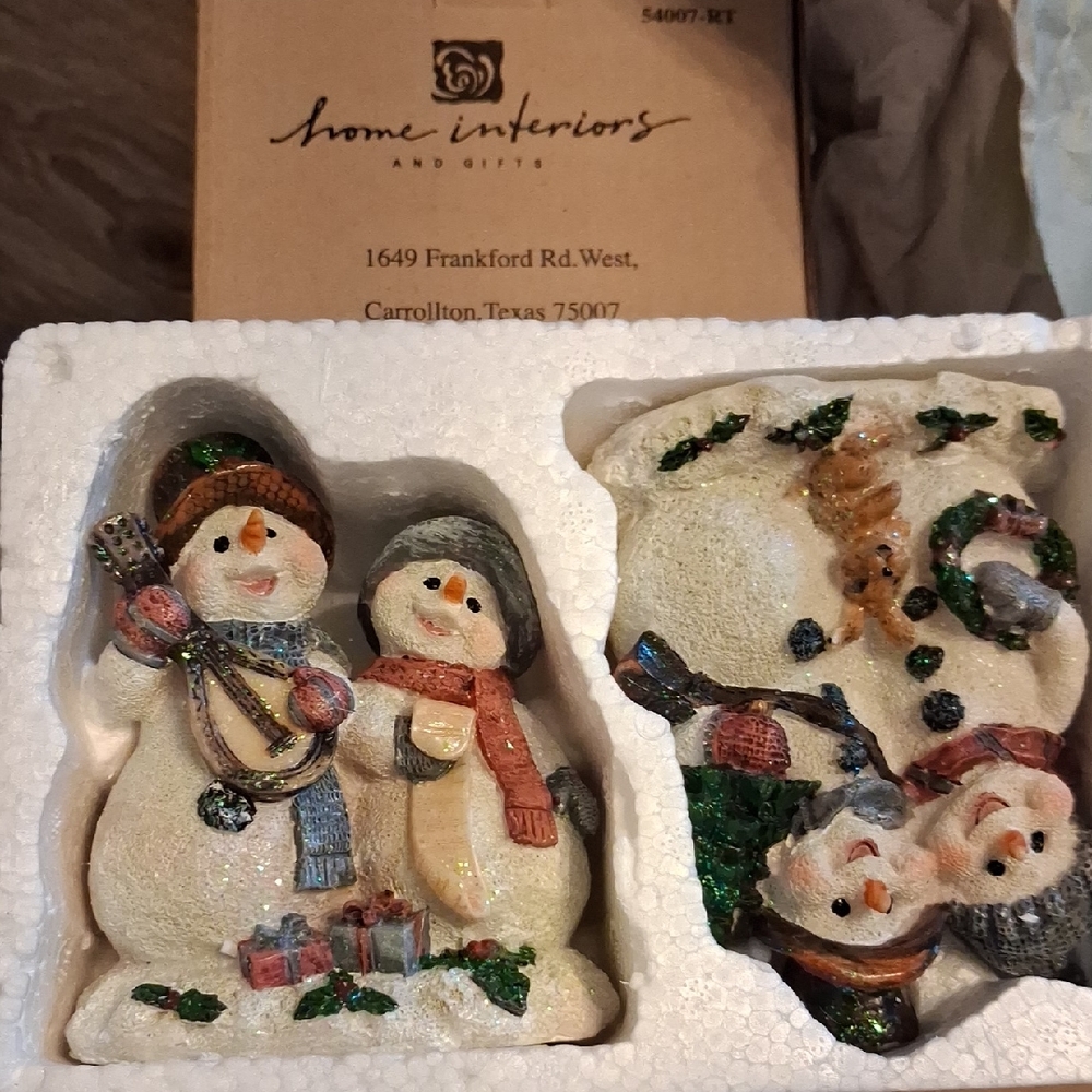 NWT .vintage,Home Interiors Snowman Holiday Figurine Set